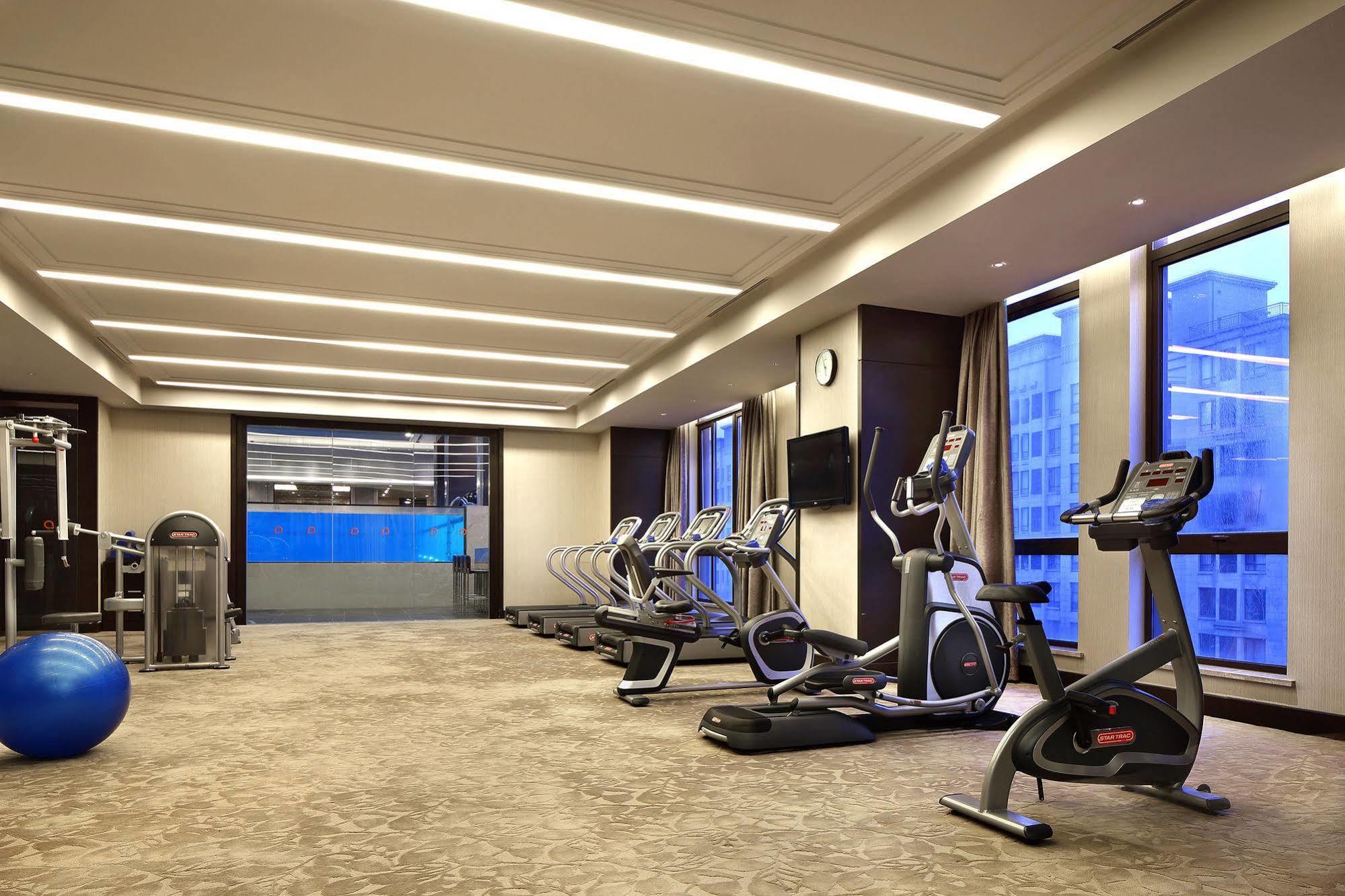 The Qube Hotel Shanghai Xinqiao Bagian luar foto